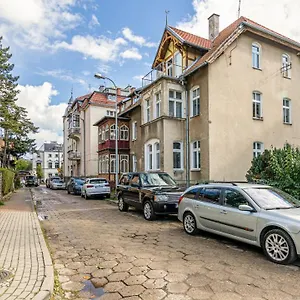 Venti Broniewskiego 1 Apartament Sopot